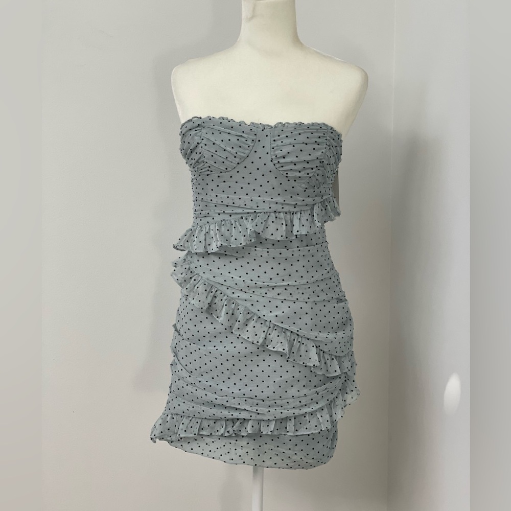 NWT Hello molly. Polka dot, semi dress. Size medium/6